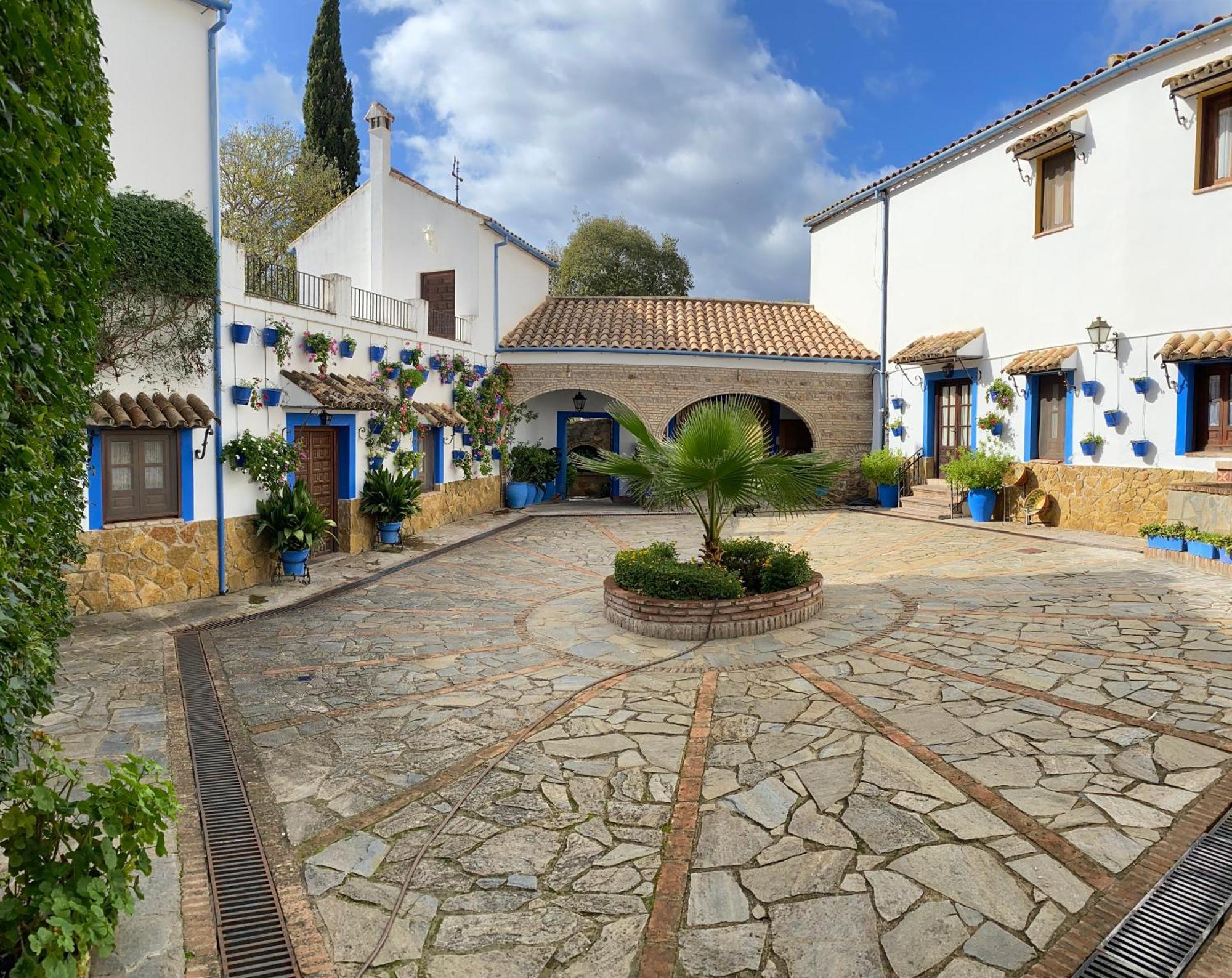 Apartamento Turísticos Rurales Dos Fuentes Córdoba